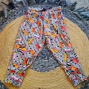 ZUMBA Cropped Harem Pants Wear it out White Z1B00941 Size. XS NWOT